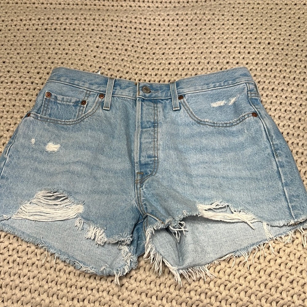501 levi shorts